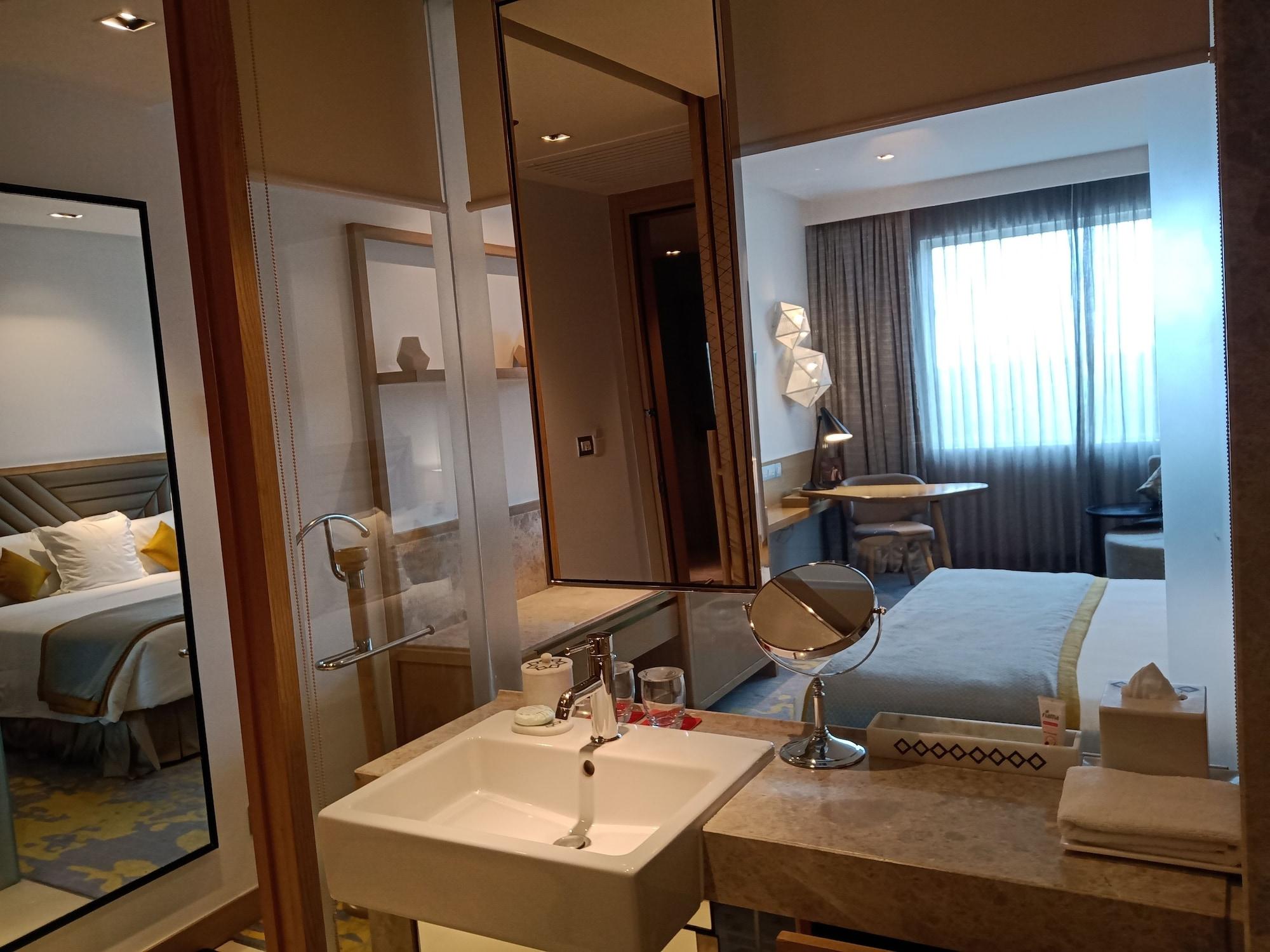 Welcomhotel By Itc Hotels, Racecourse, Coimbatore Exterior photo A bathroom at the hotel
