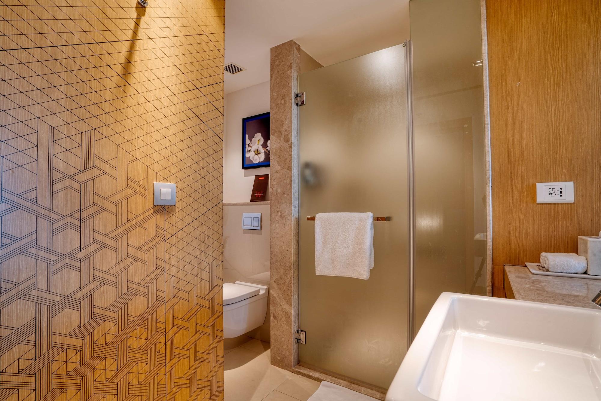 Welcomhotel By Itc Hotels, Racecourse, Coimbatore Exterior photo A shower enclosure