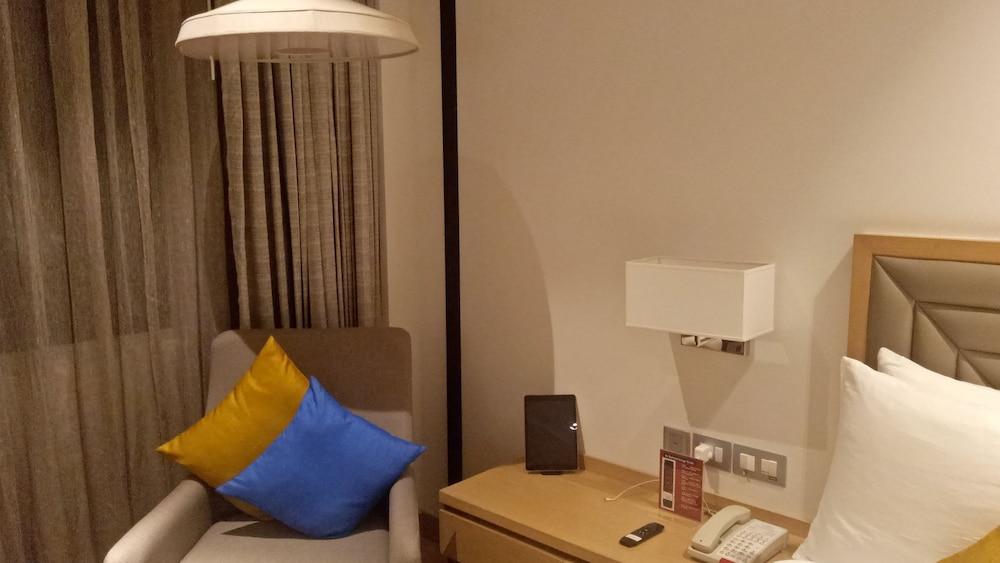Welcomhotel By Itc Hotels, Racecourse, Coimbatore Exterior photo A room at the hotel