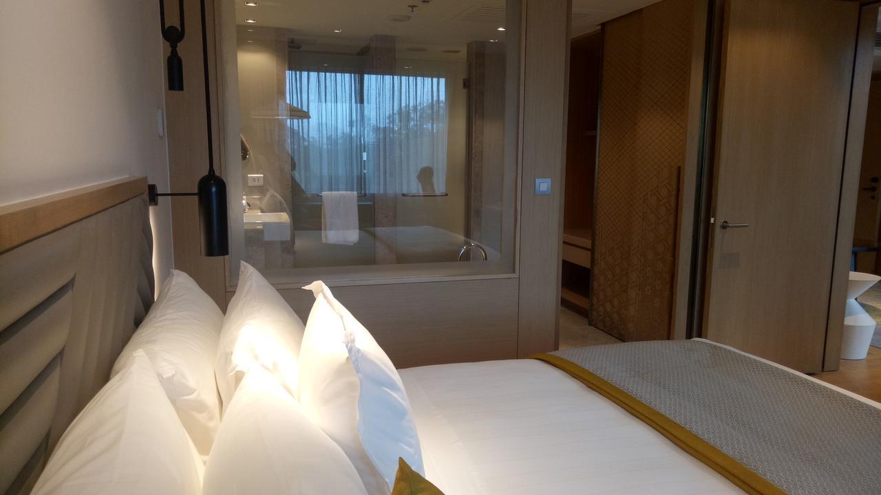 Welcomhotel By Itc Hotels, Racecourse, Coimbatore Exterior photo A room at the hotel